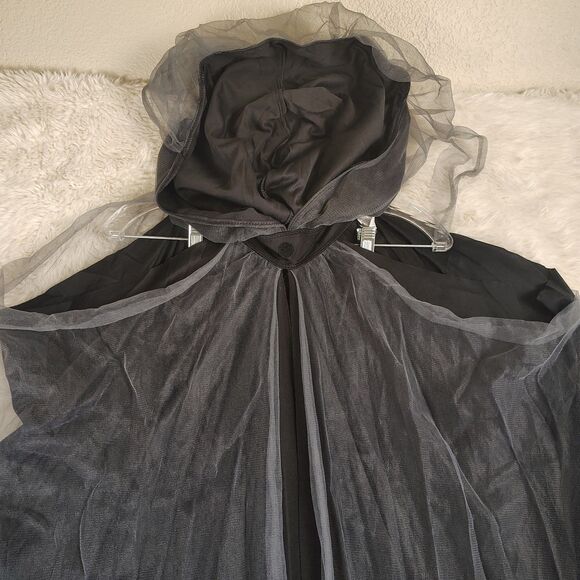 *READ* Spirit Halloween Lady Grim Reaper Cape Chain & Pendant Sz L (10-12) - Picture 4 of 6